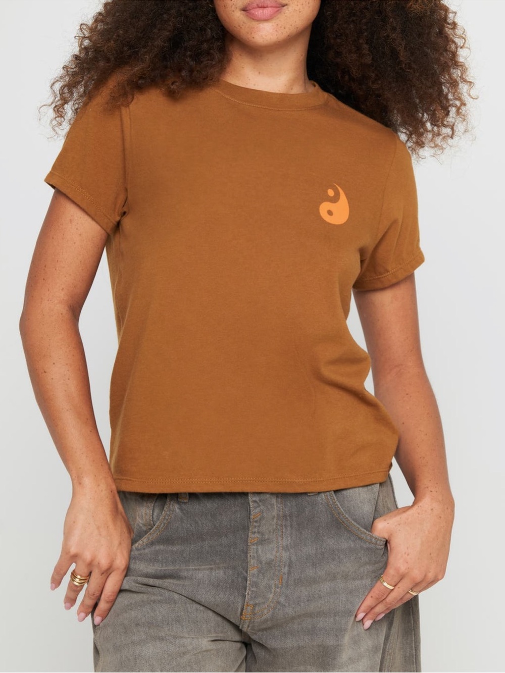Spiritual Gangster Yin & Yang Lila Graphic T-Shirt in Dune Brown Women’s XL